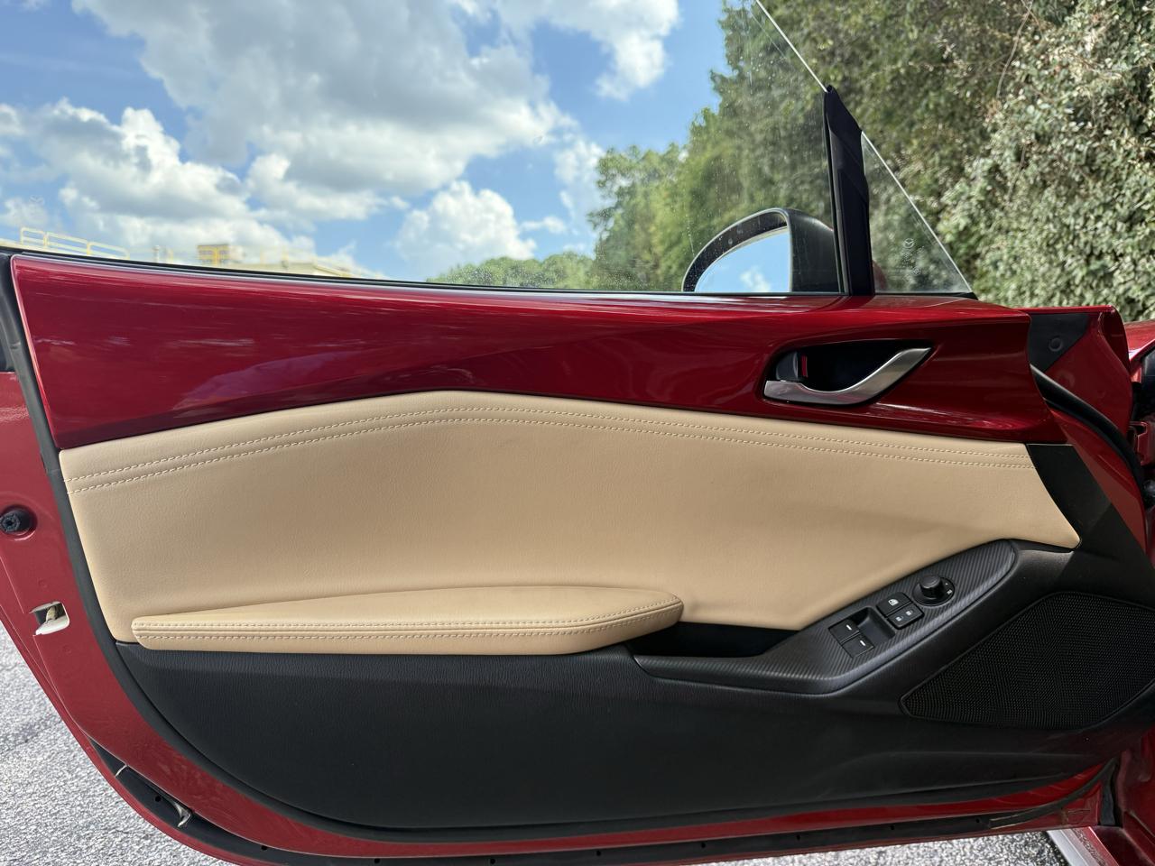Mazda MX-5 Miata RF Grand Touring Auto 2019