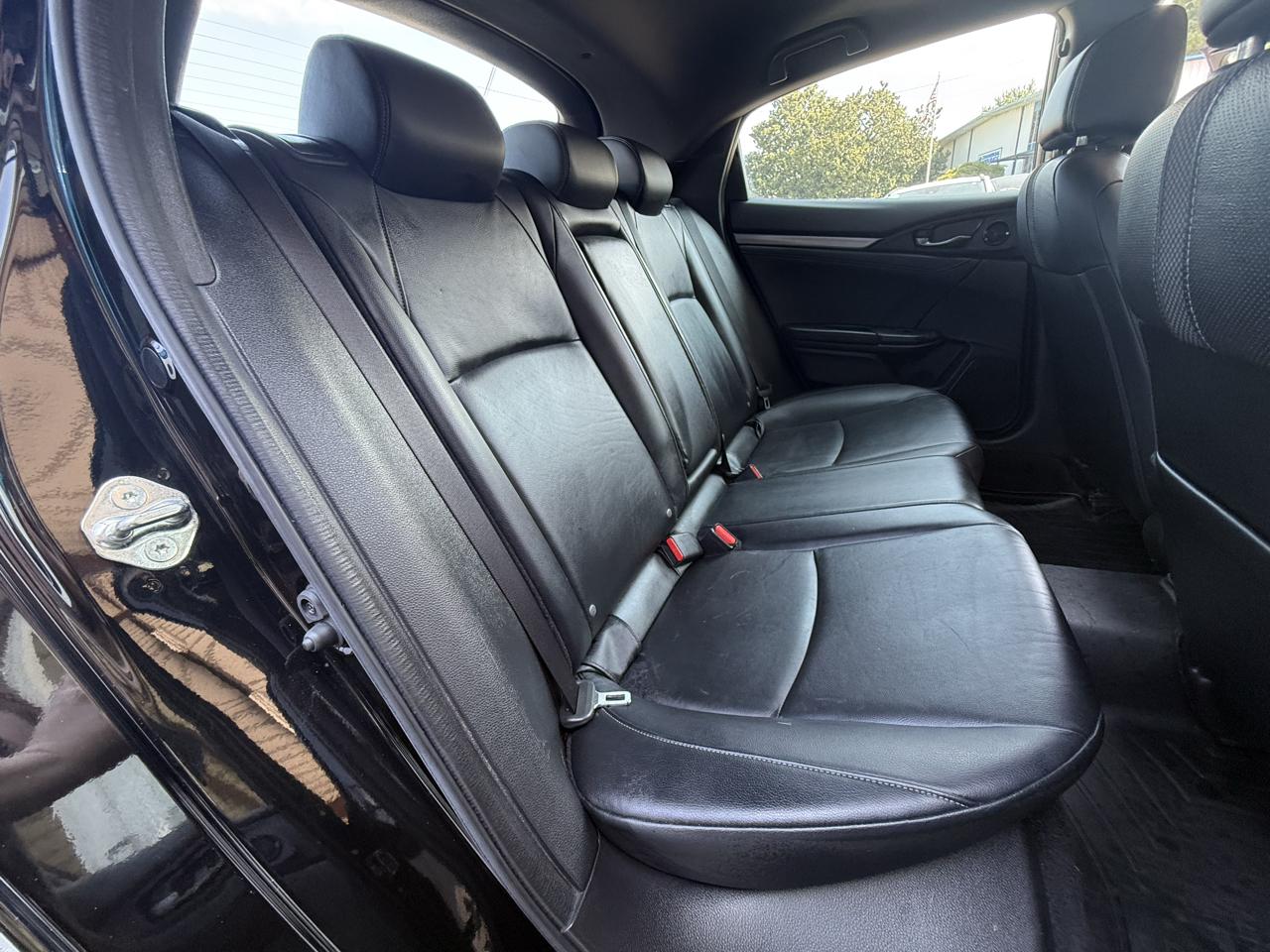 Honda Civic Hatchback EX-L CVT 2020