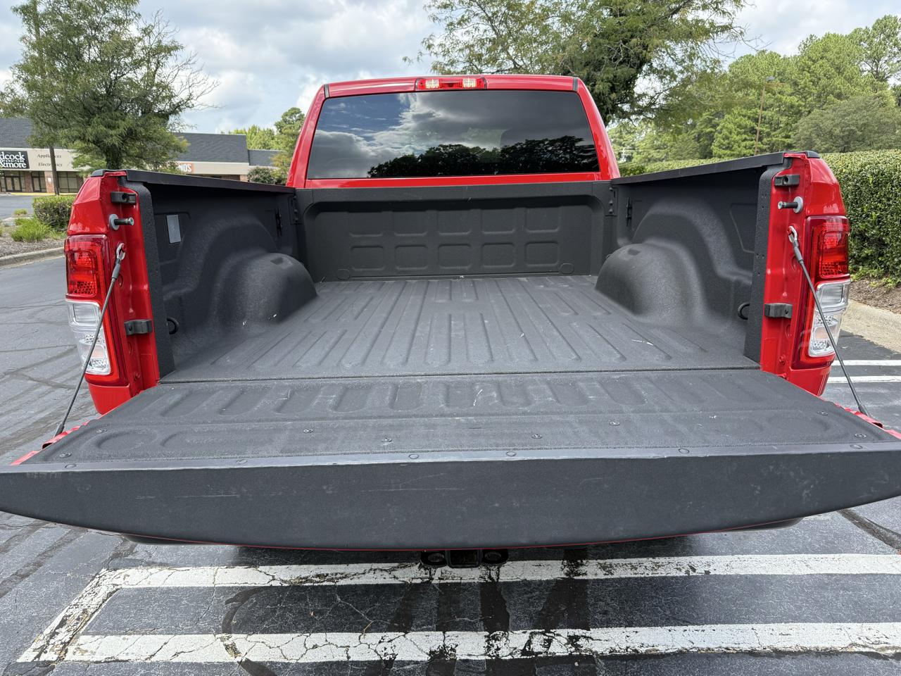 RAM 2500 Big Horn 4x4 Crew Cab 6'4" Box 2024
