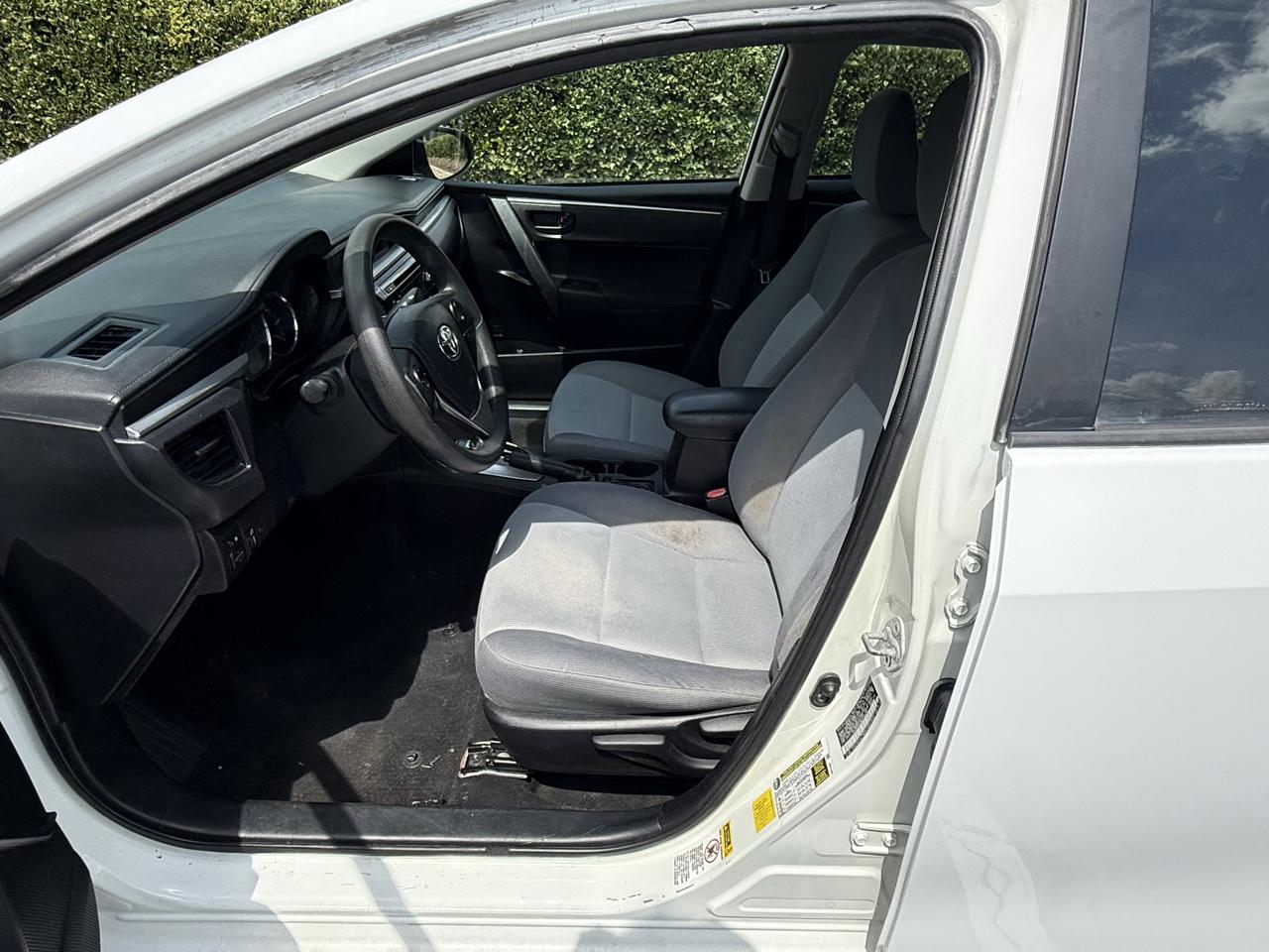 Toyota Corolla 4dr Sdn CVT LE Premium (Natl) 2014