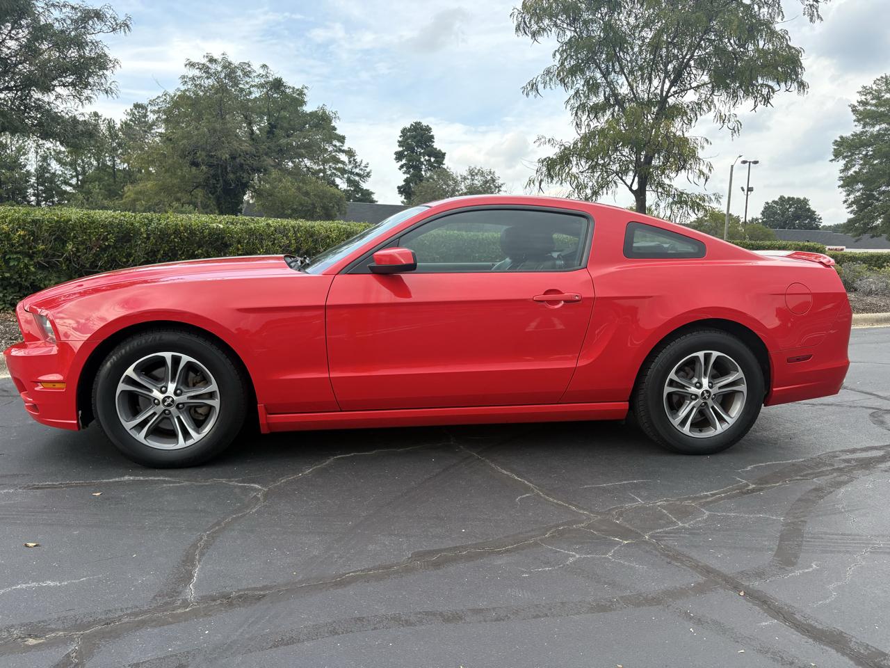 Ford Mustang 2dr Cpe V6 2014