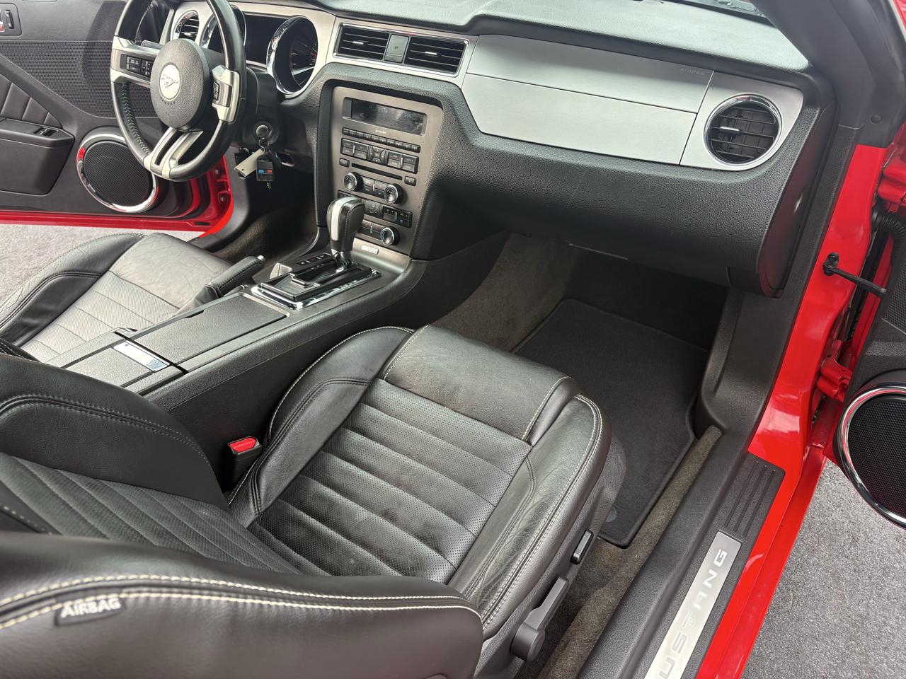 Ford Mustang 2dr Cpe V6 2014