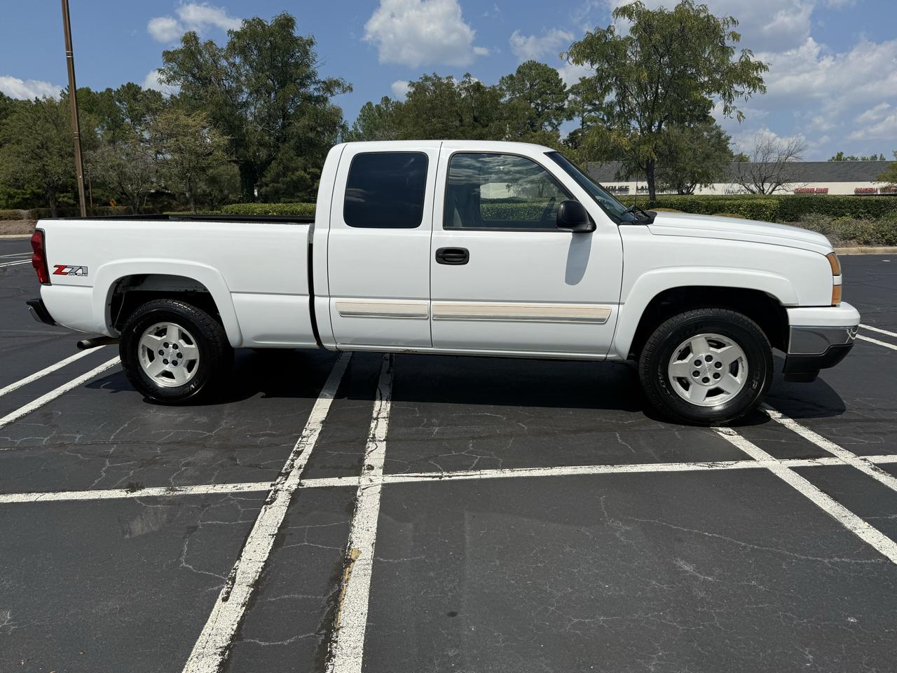 Chevrolet Silverado 1500 Ext Cab 143.5" WB 4WD LT1 2006