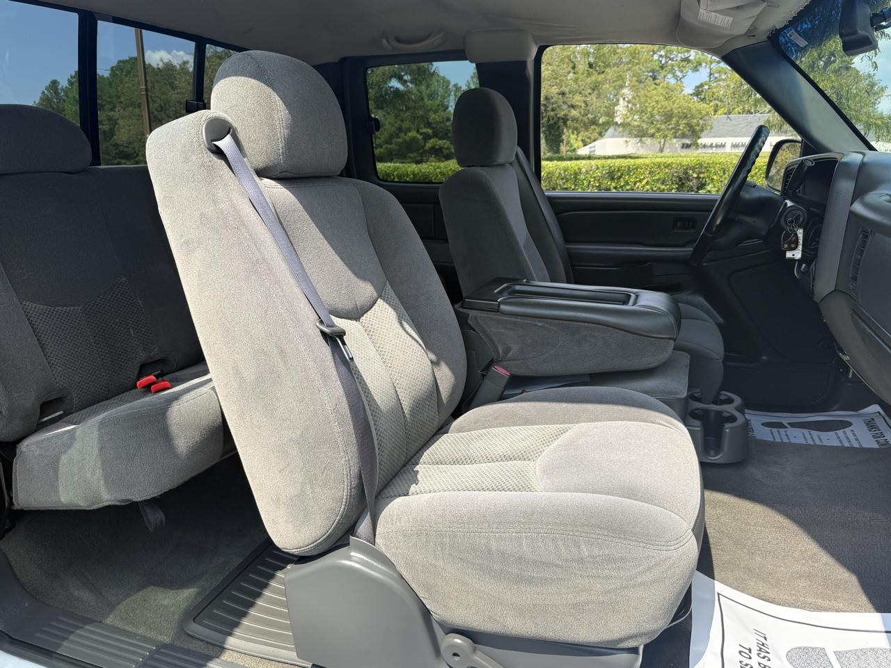 Chevrolet Silverado 1500 Ext Cab 143.5" WB 4WD LT1 2006