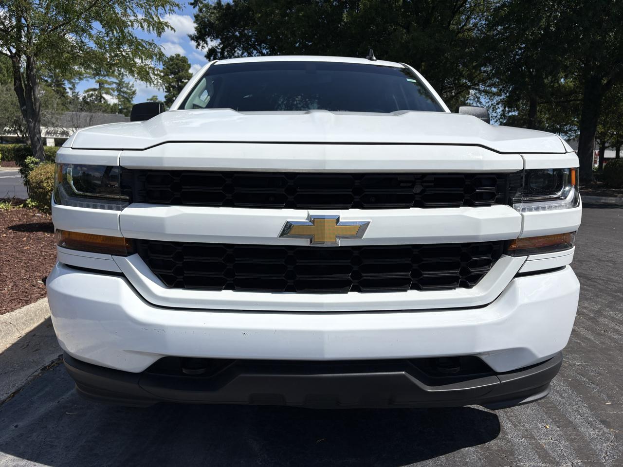 Chevrolet Silverado 1500 4WD Double Cab 143.5" Custom 2018