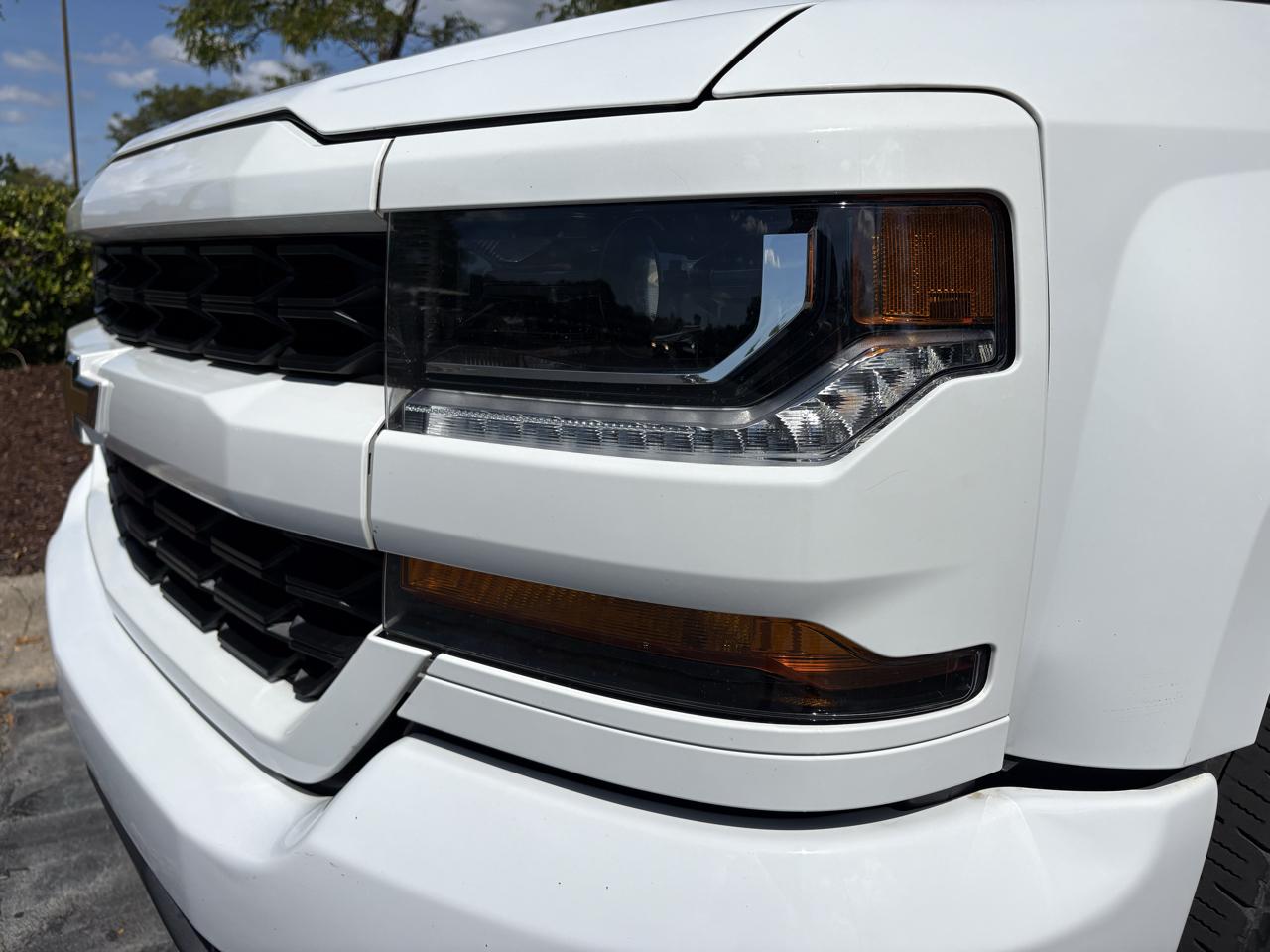 Chevrolet Silverado 1500 4WD Double Cab 143.5" Custom 2018