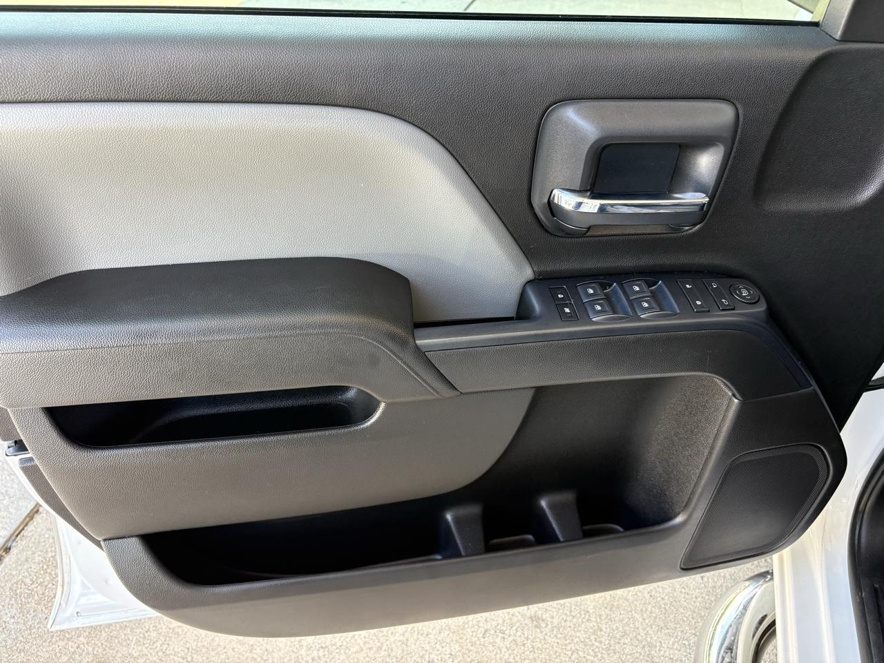 Chevrolet Silverado 1500 4WD Double Cab 143.5" Custom 2018