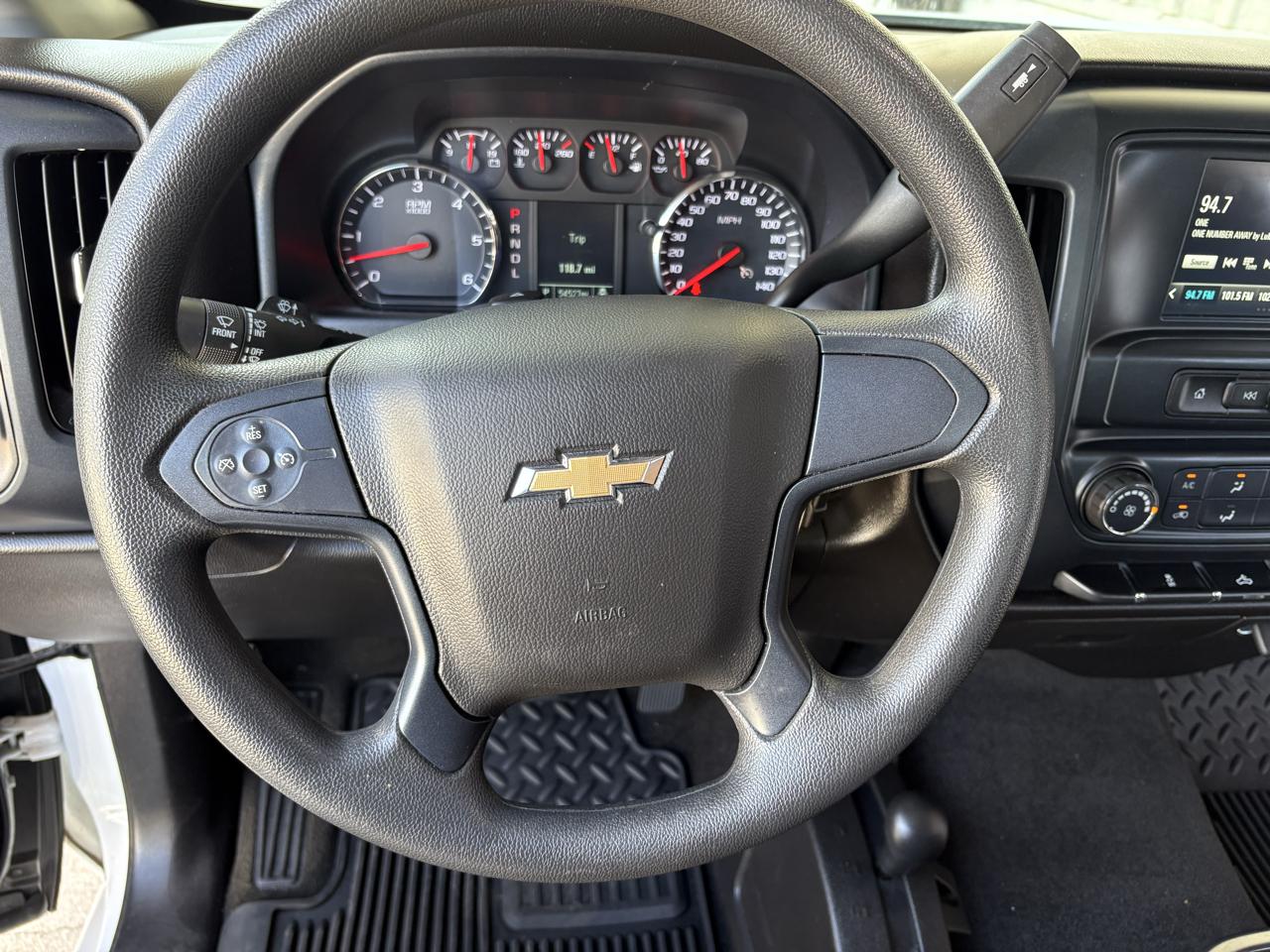 Chevrolet Silverado 1500 4WD Double Cab 143.5" Custom 2018