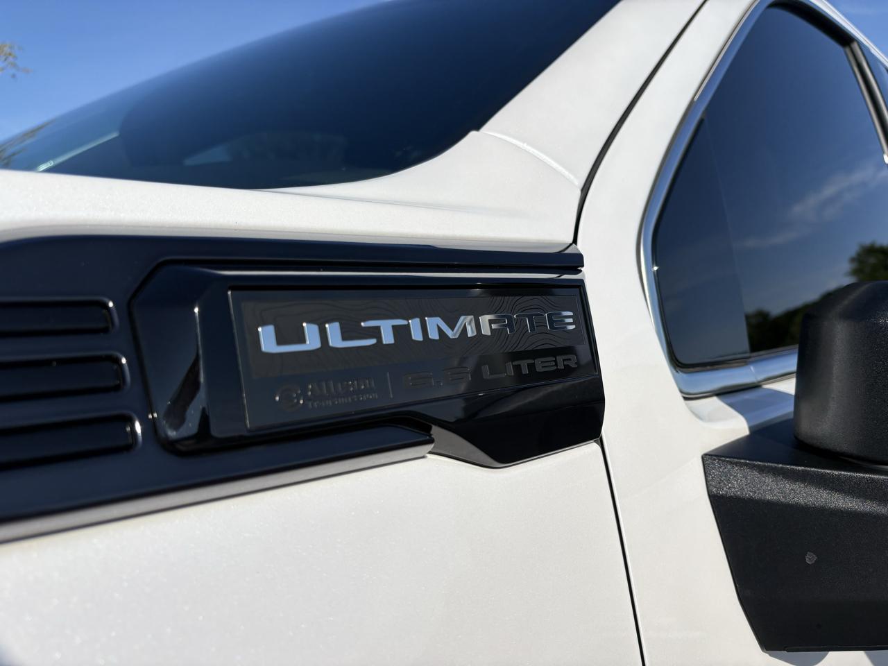 GMC Sierra 2500HD 4WD Crew Cab 159" Denali Ultimate 2024