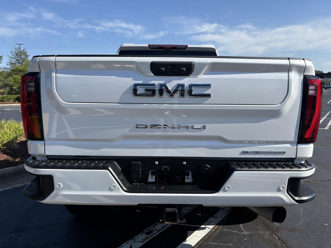 GMC Sierra 2500HD 4WD Crew Cab 159" Denali Ultimate 2024