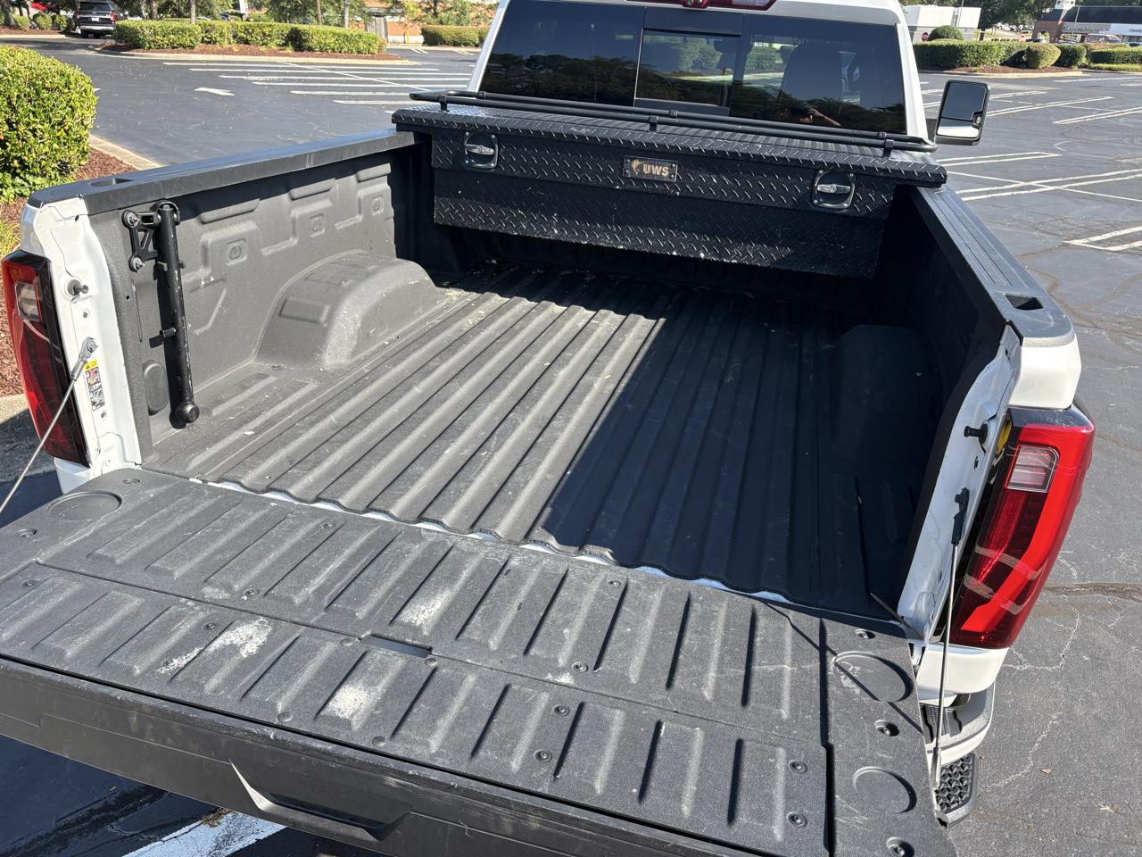 GMC Sierra 2500HD 4WD Crew Cab 159" Denali Ultimate 2024