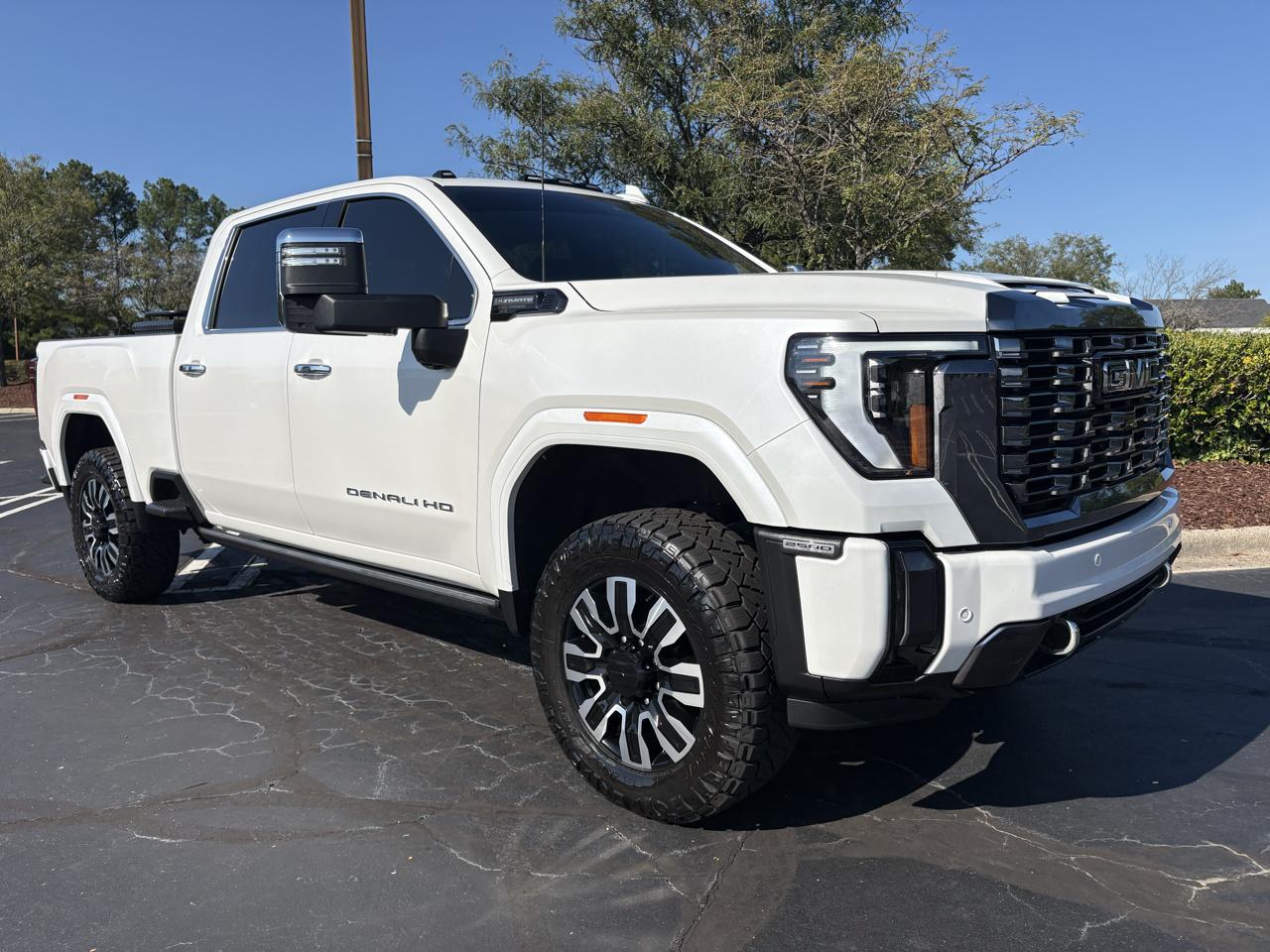GMC Sierra 2500HD 4WD Crew Cab 159" Denali Ultimate 2024