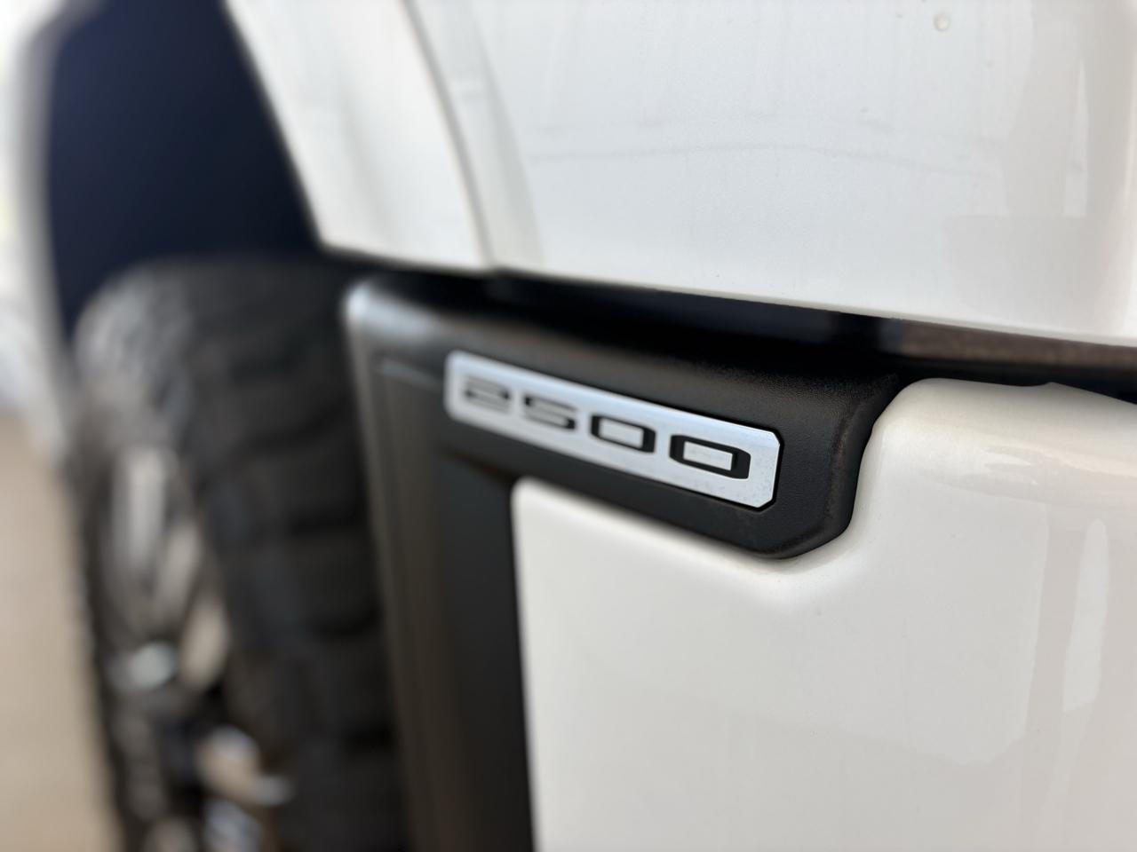 GMC Sierra 2500HD 4WD Crew Cab 159" Denali Ultimate 2024
