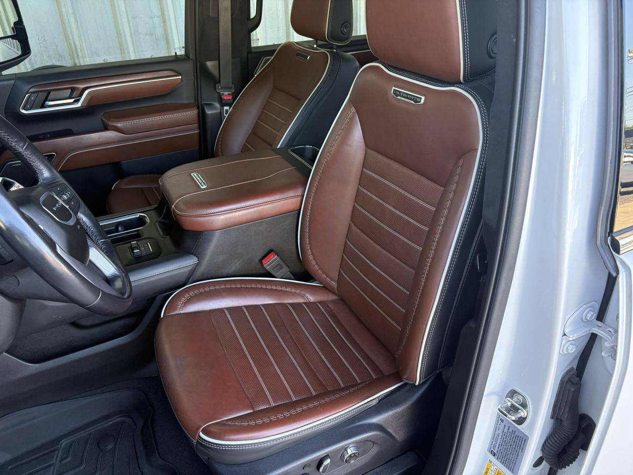 GMC Sierra 2500HD 4WD Crew Cab 159" Denali Ultimate 2024