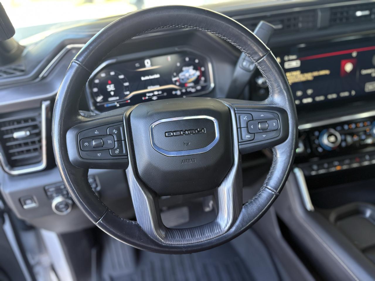 GMC Sierra 2500HD 4WD Crew Cab 159" Denali Ultimate 2024