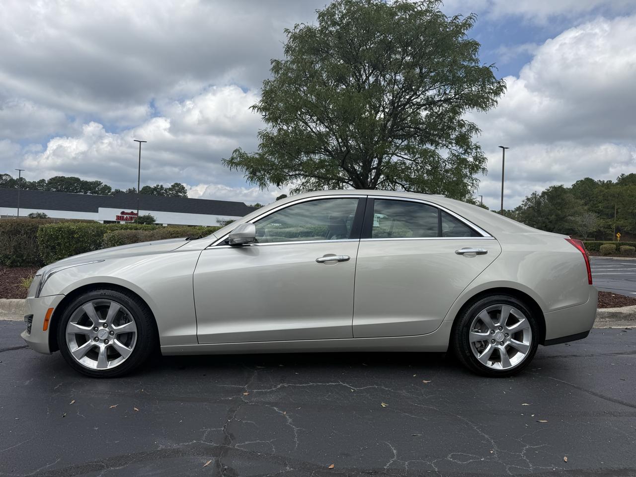 Cadillac ATS Sedan 4dr Sdn 2.5L Luxury RWD 2015