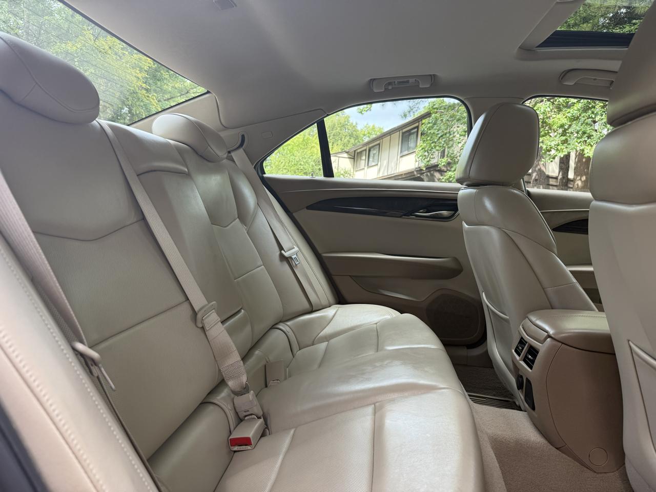 Cadillac ATS Sedan 4dr Sdn 2.5L Luxury RWD 2015