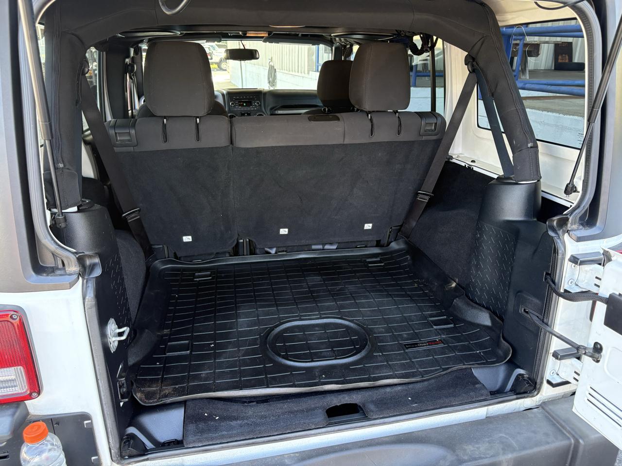 Jeep Wrangler Unlimited 4WD 4dr Sport 2016