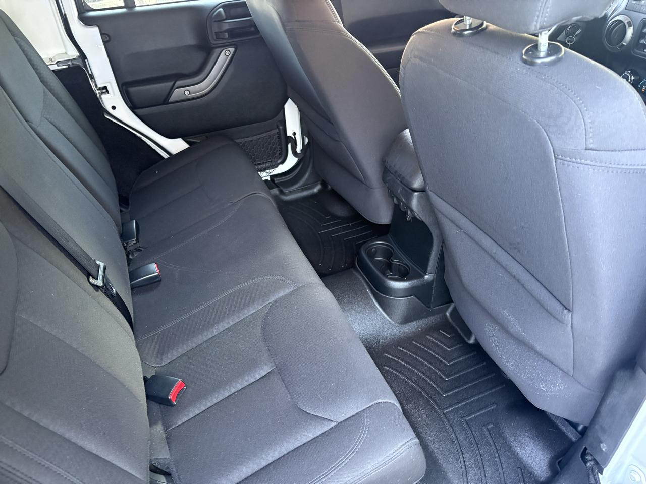 Jeep Wrangler Unlimited 4WD 4dr Sport 2016
