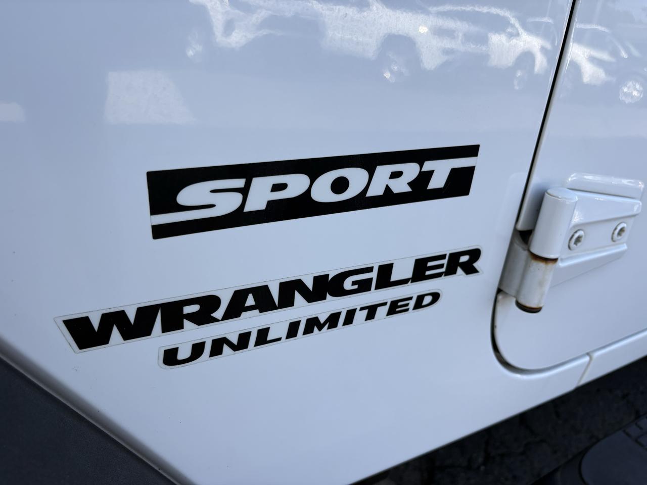 Jeep Wrangler Unlimited 4WD 4dr Sport 2016