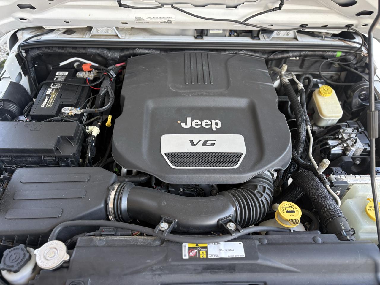Jeep Wrangler Unlimited 4WD 4dr Sport 2016