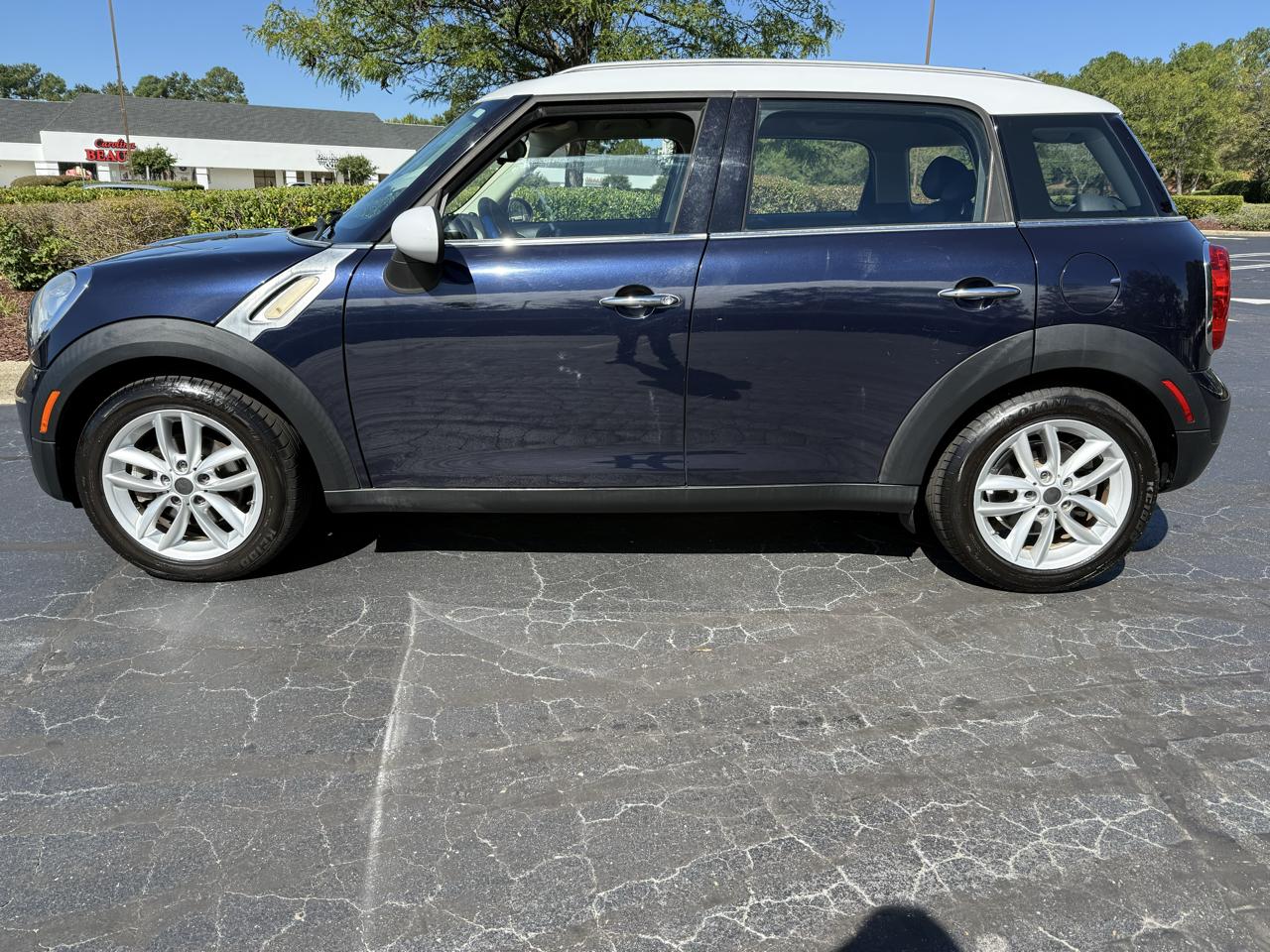 MINI Cooper Countryman FWD 4dr 2012