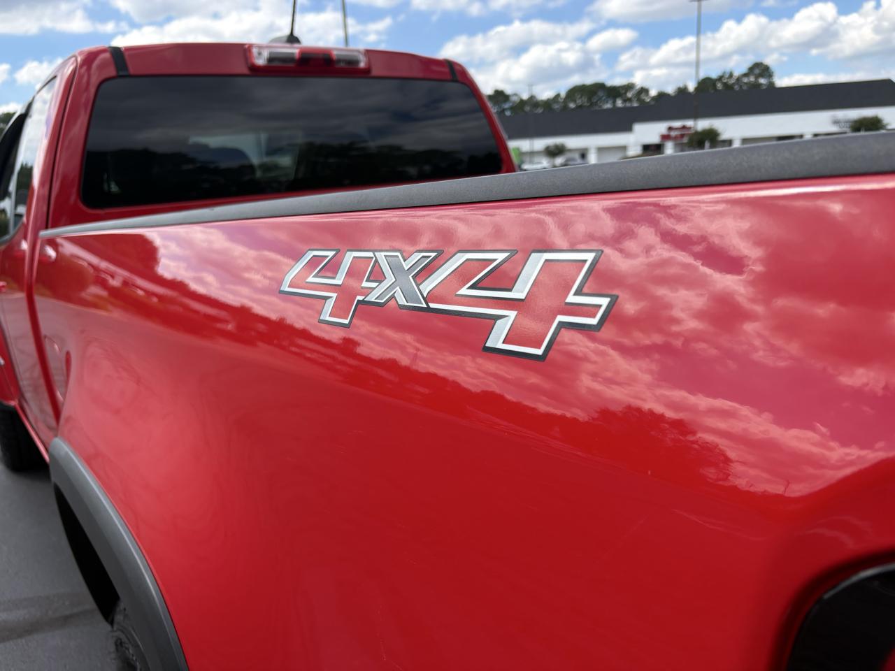 Chevrolet Colorado 4WD Ext Cab 128.3" Work Truck 2019