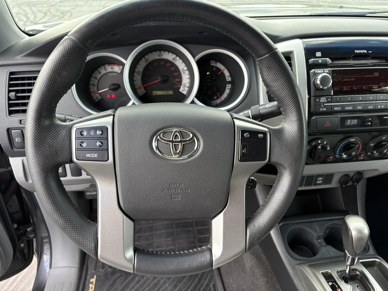 Toyota Tacoma 2WD Double Cab V6 AT PreRunner (Natl) 2012