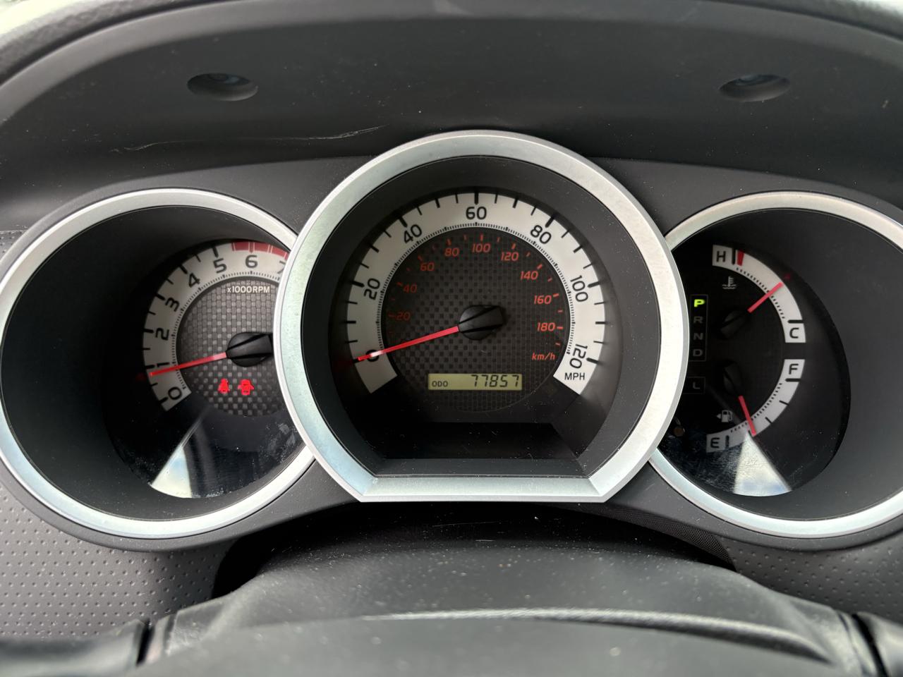 Toyota Tacoma 2WD Double Cab V6 AT PreRunner (Natl) 2012