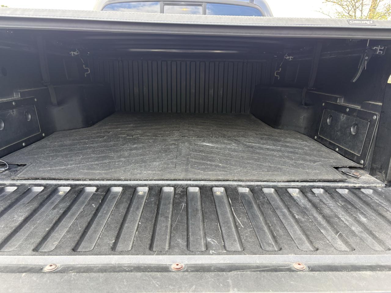 Toyota Tacoma 2WD Double Cab V6 AT PreRunner (Natl) 2012