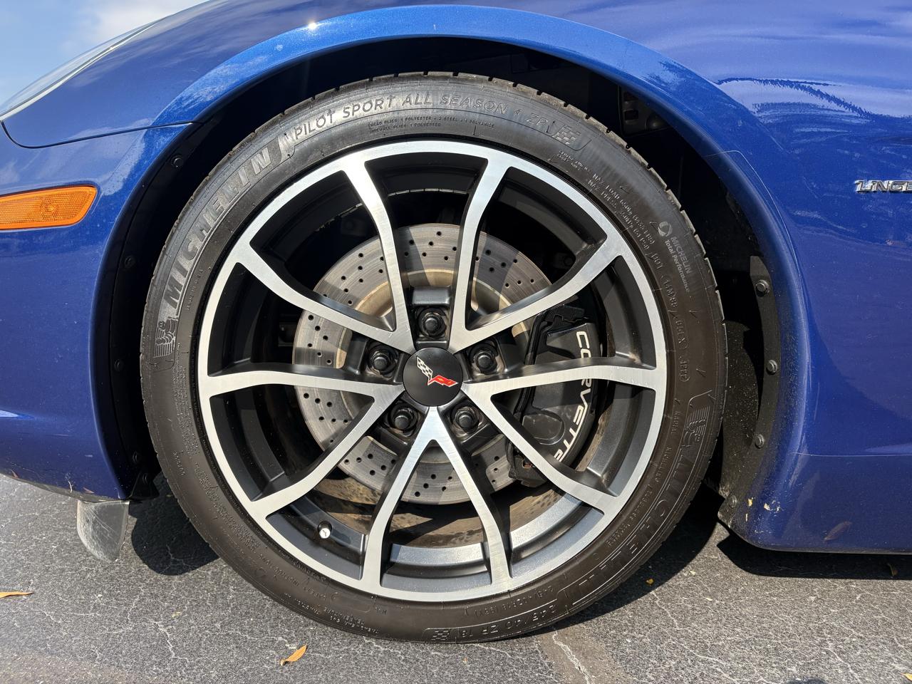Chevrolet Corvette 2dr Cpe 2005