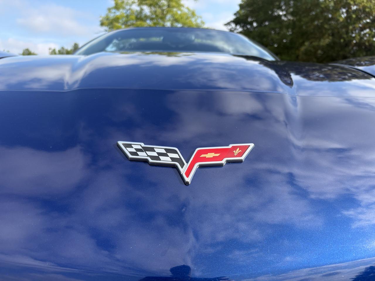 Chevrolet Corvette 2dr Cpe 2005