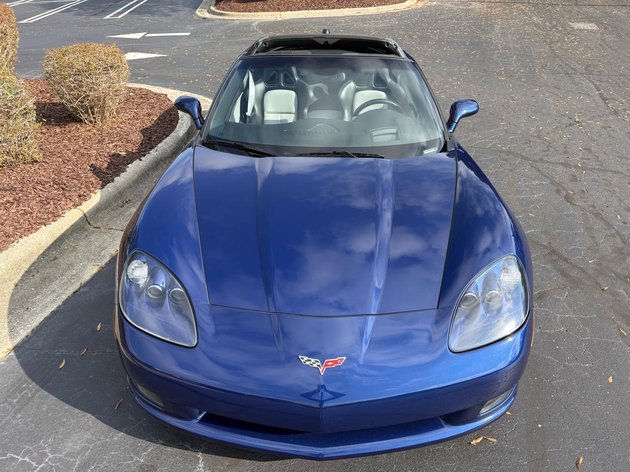 Chevrolet Corvette 2dr Cpe 2005
