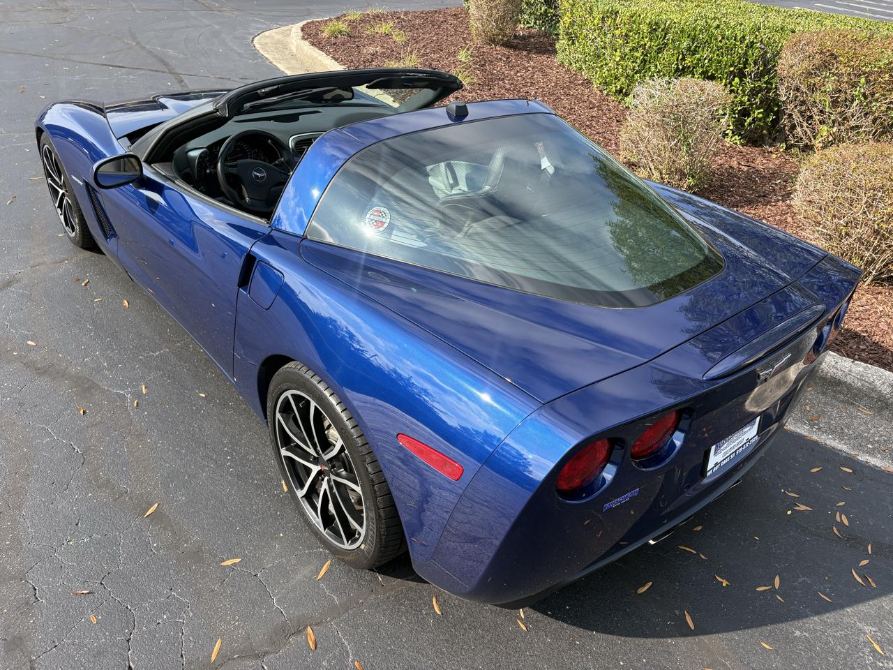 Chevrolet Corvette 2dr Cpe 2005