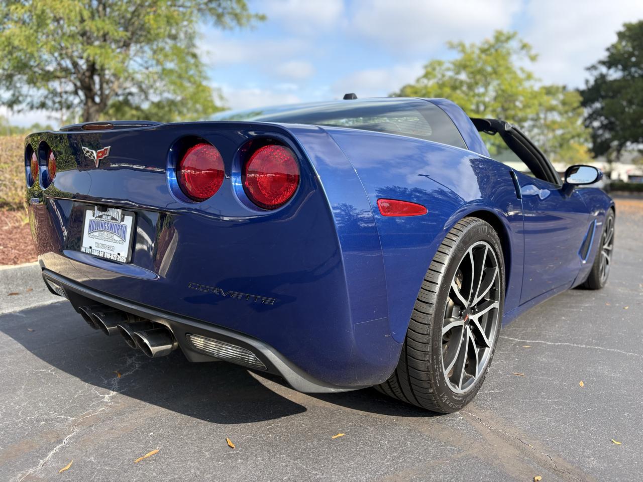 Chevrolet Corvette 2dr Cpe 2005