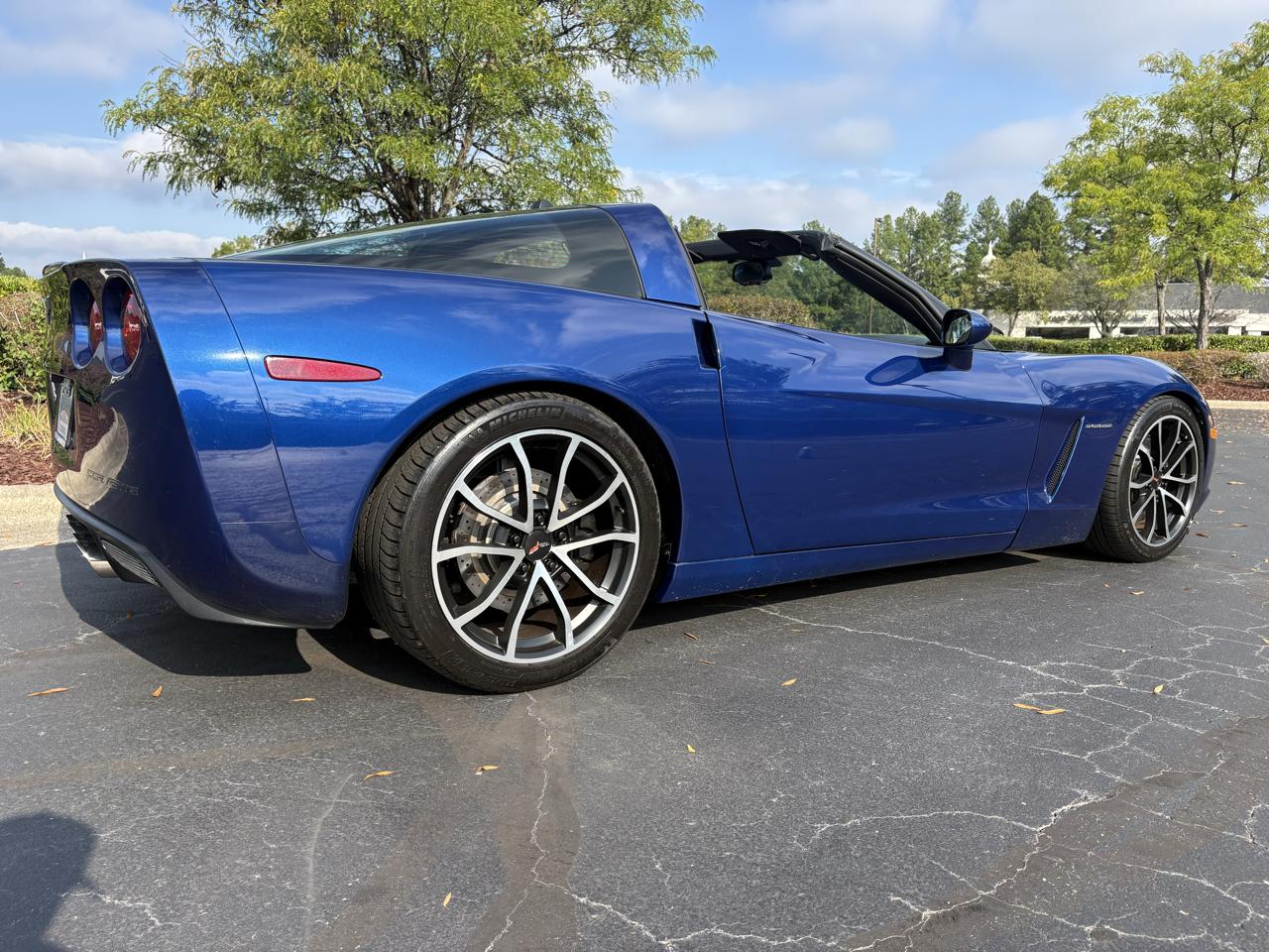 Chevrolet Corvette 2dr Cpe 2005