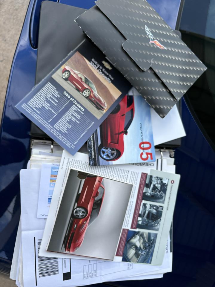 Chevrolet Corvette 2dr Cpe 2005