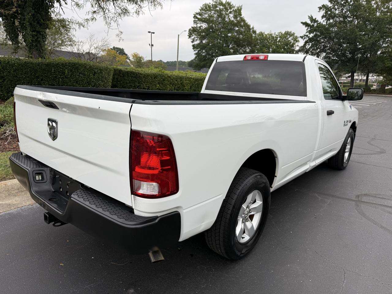 RAM 1500 2WD Reg Cab 140.5" Tradesman 2013