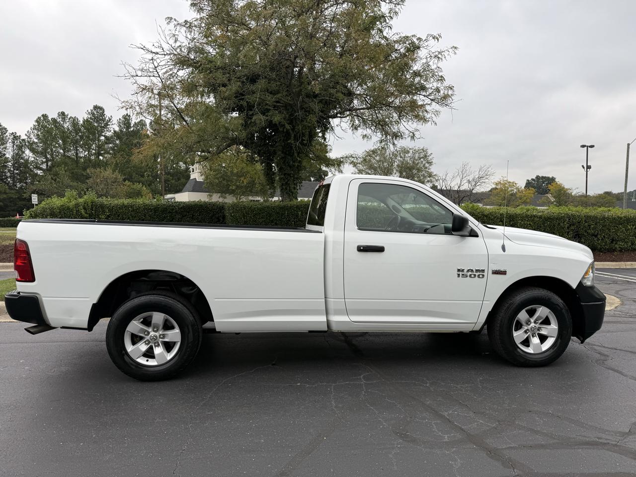 RAM 1500 2WD Reg Cab 140.5" Tradesman 2013