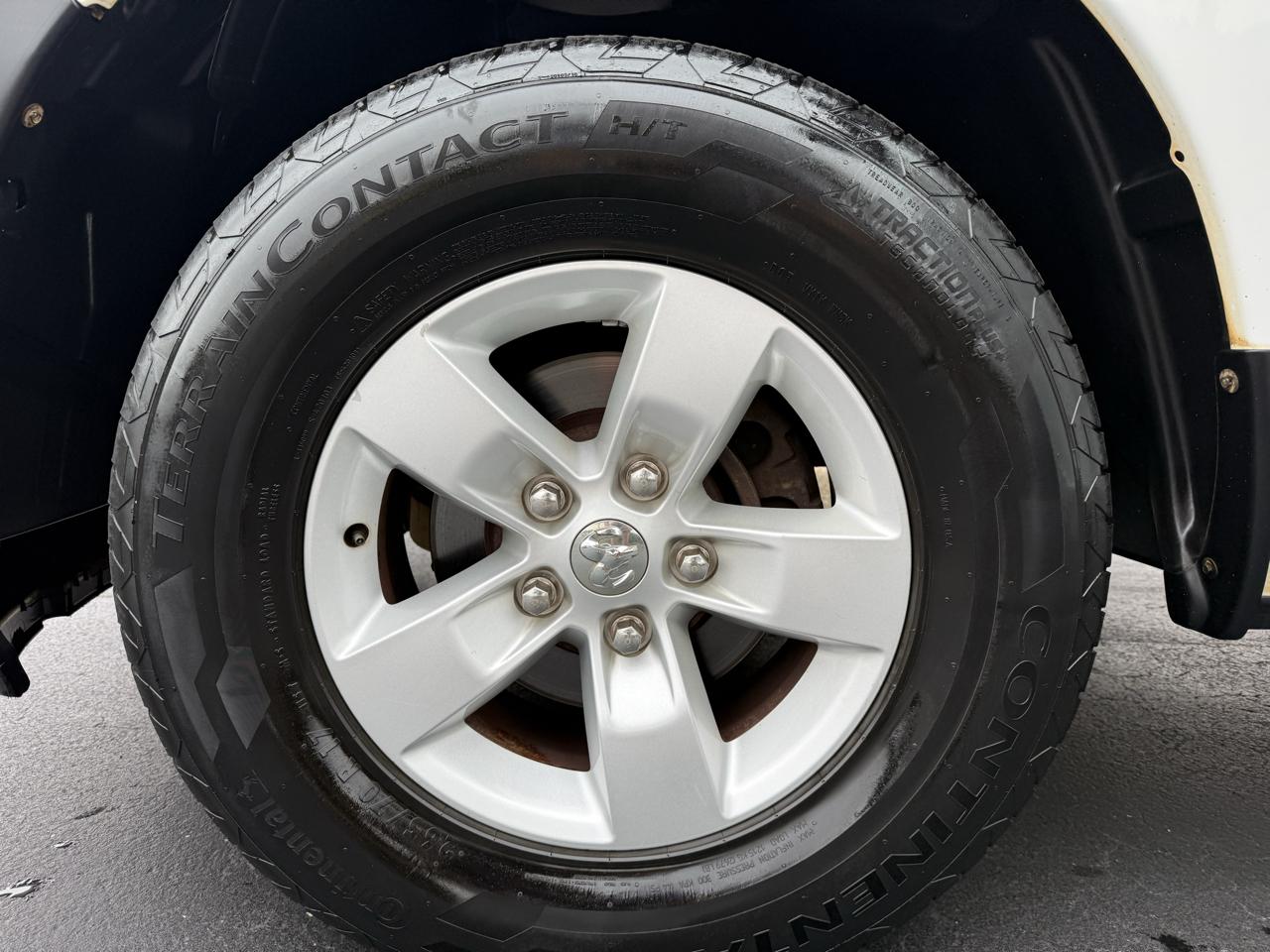 RAM 1500 2WD Reg Cab 140.5" Tradesman 2013