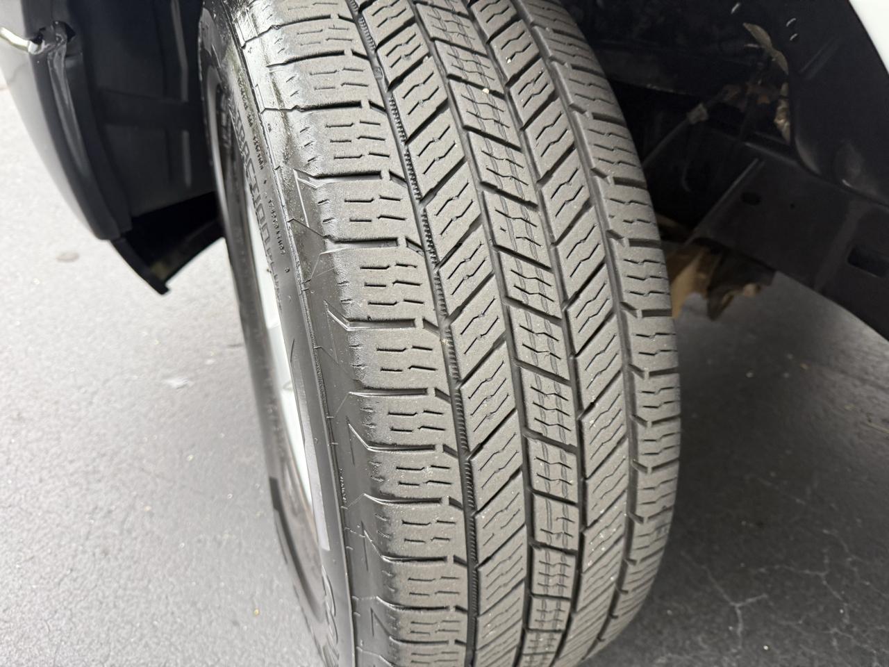 RAM 1500 2WD Reg Cab 140.5" Tradesman 2013