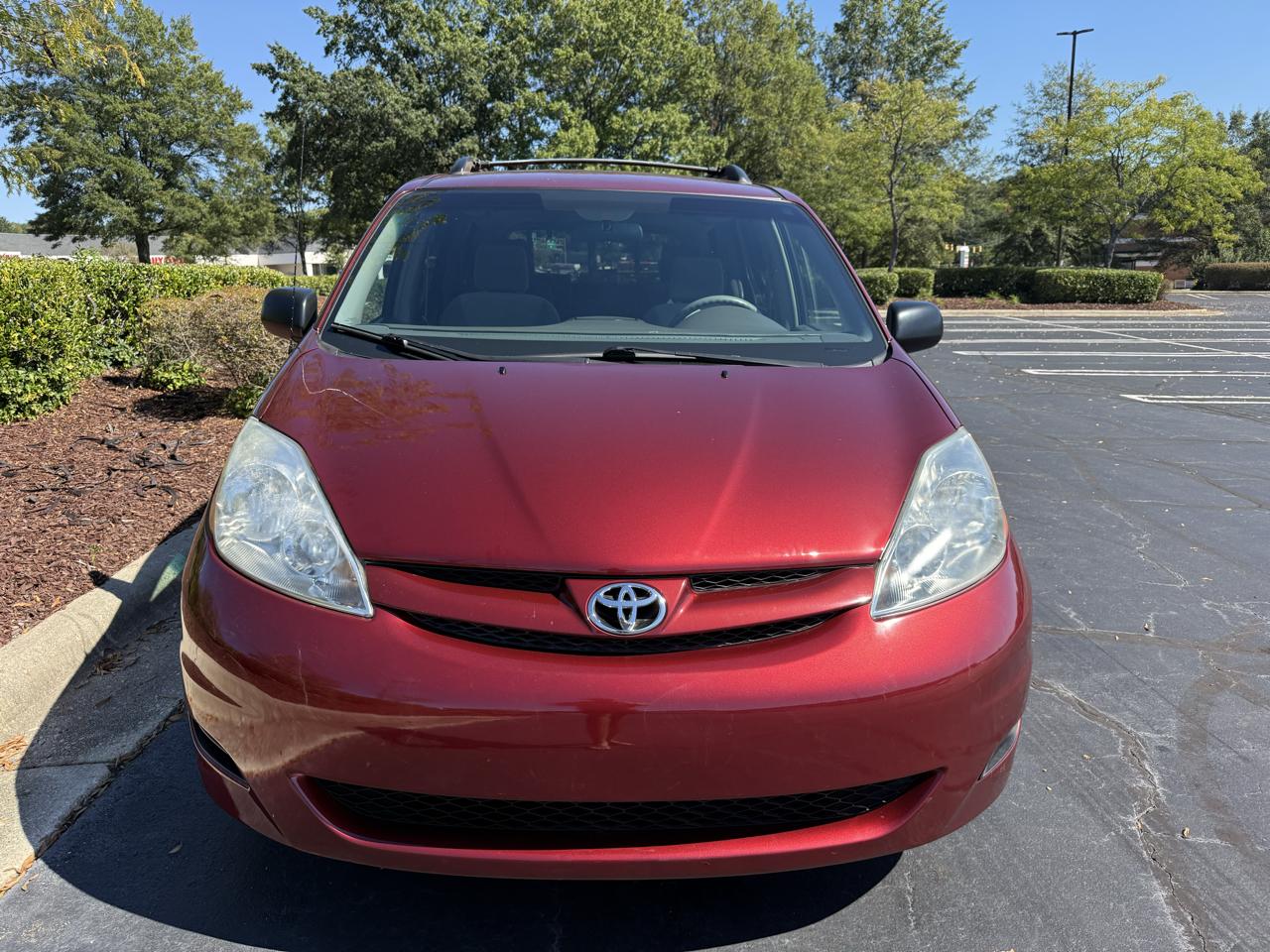 Toyota Sienna 5dr 8-Passenger Van LE FWD (Natl) 2007