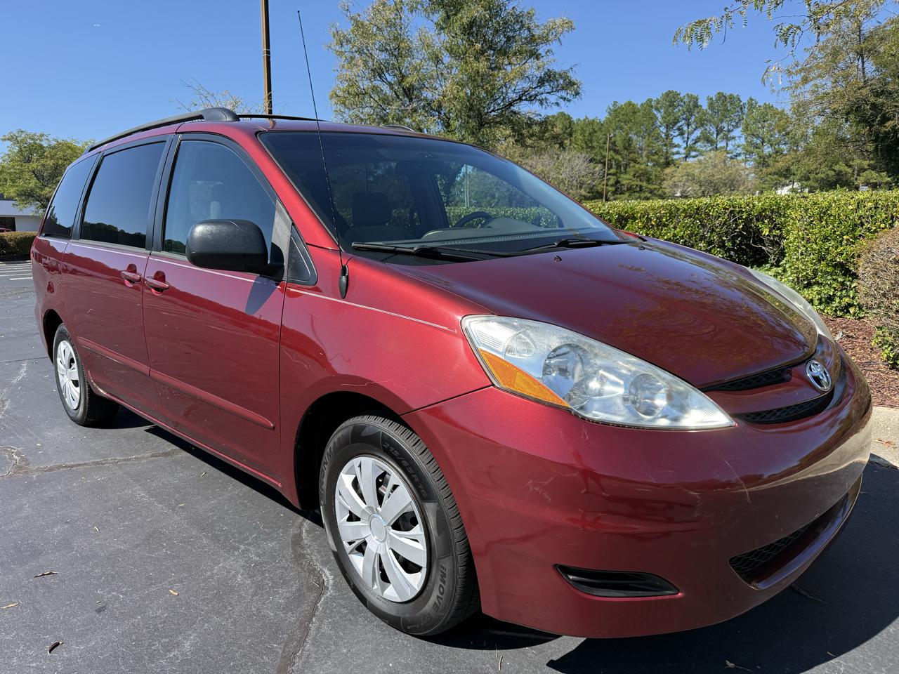 Toyota Sienna 5dr 8-Passenger Van LE FWD (Natl) 2007