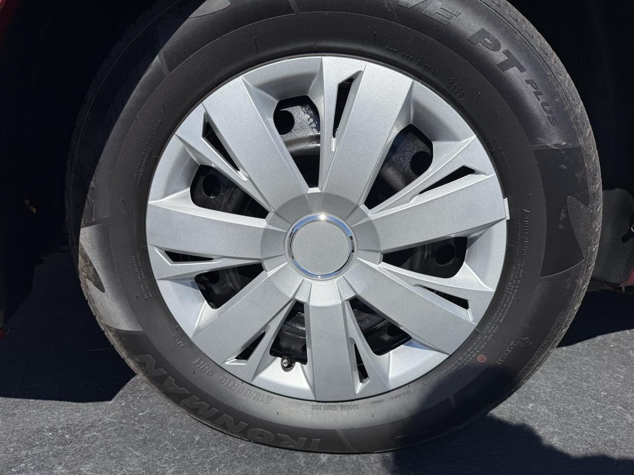 Toyota Sienna 5dr 8-Passenger Van LE FWD (Natl) 2007
