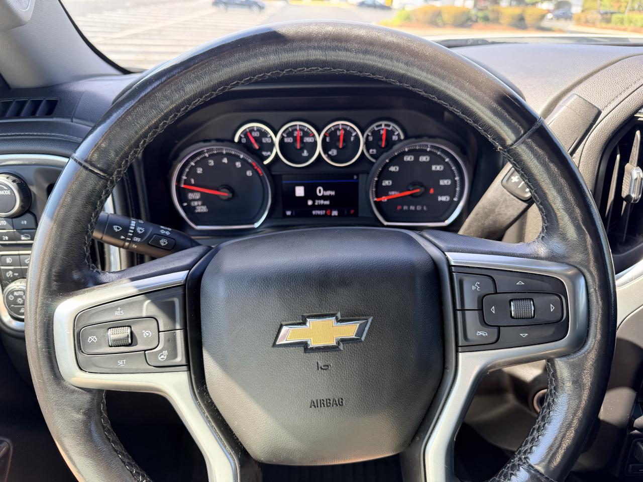 Chevrolet Silverado 1500 4WD Crew Cab 147" LTZ 2021