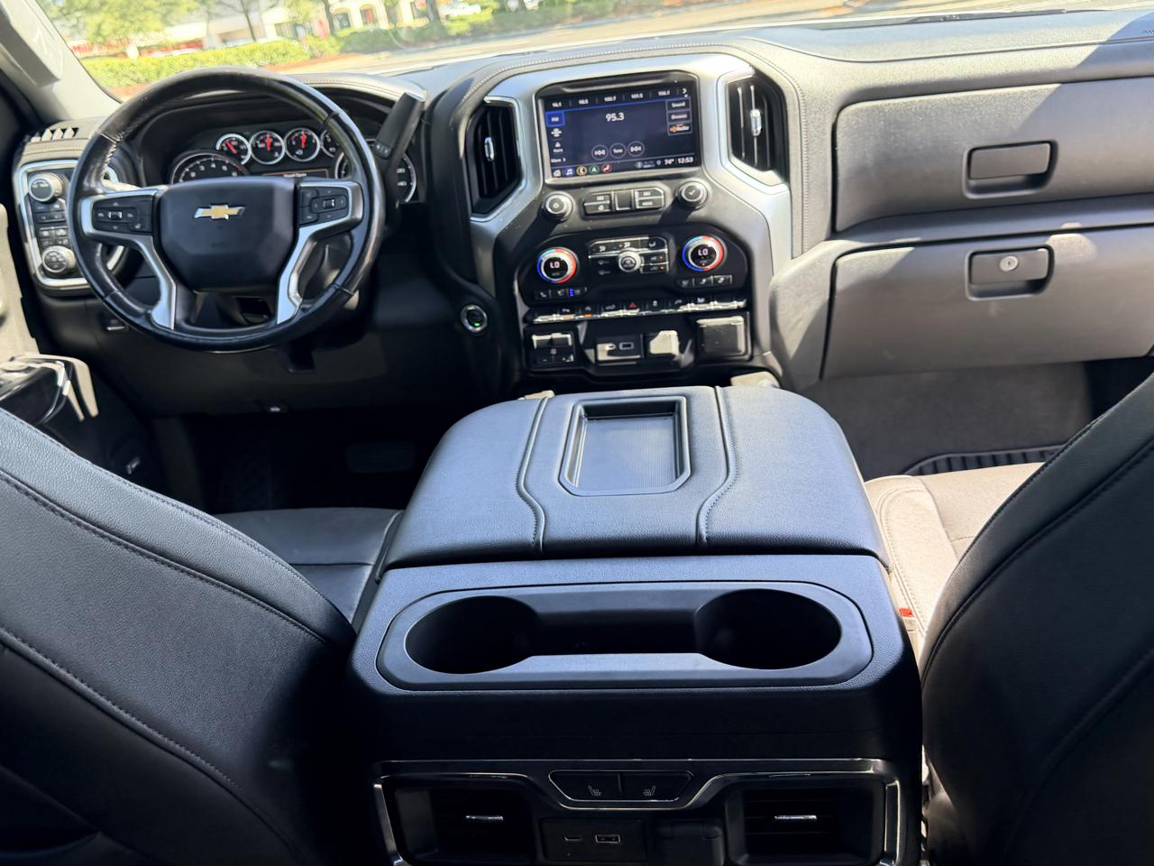 Chevrolet Silverado 1500 4WD Crew Cab 147" LTZ 2021