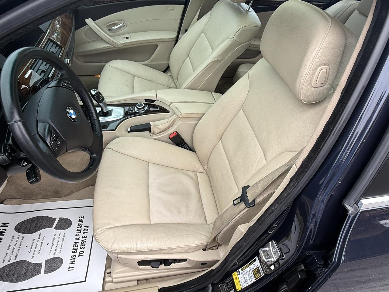 BMW 5 Series 4dr Sdn 528i RWD 2010