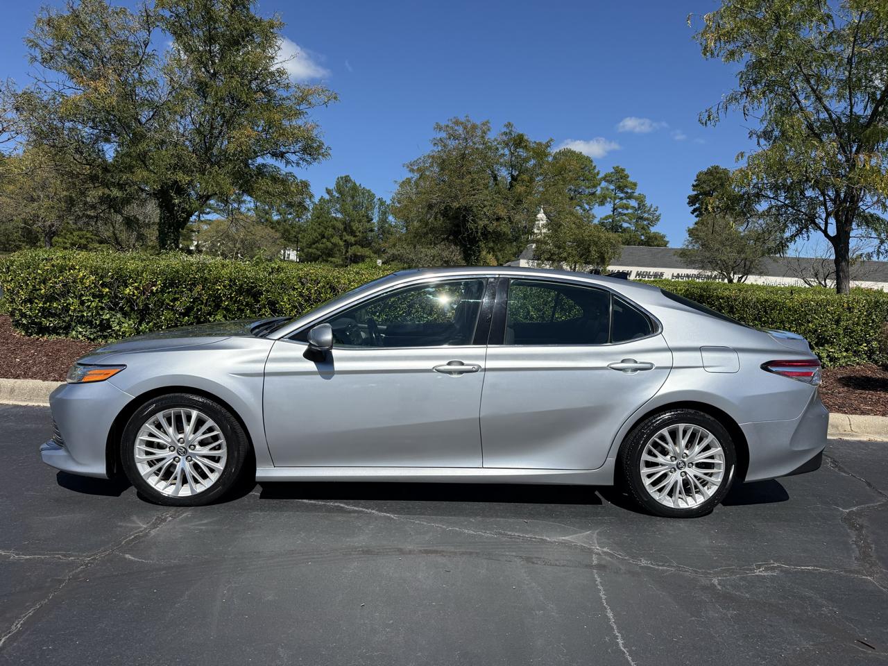 Toyota Camry XLE Auto (Natl) 2019
