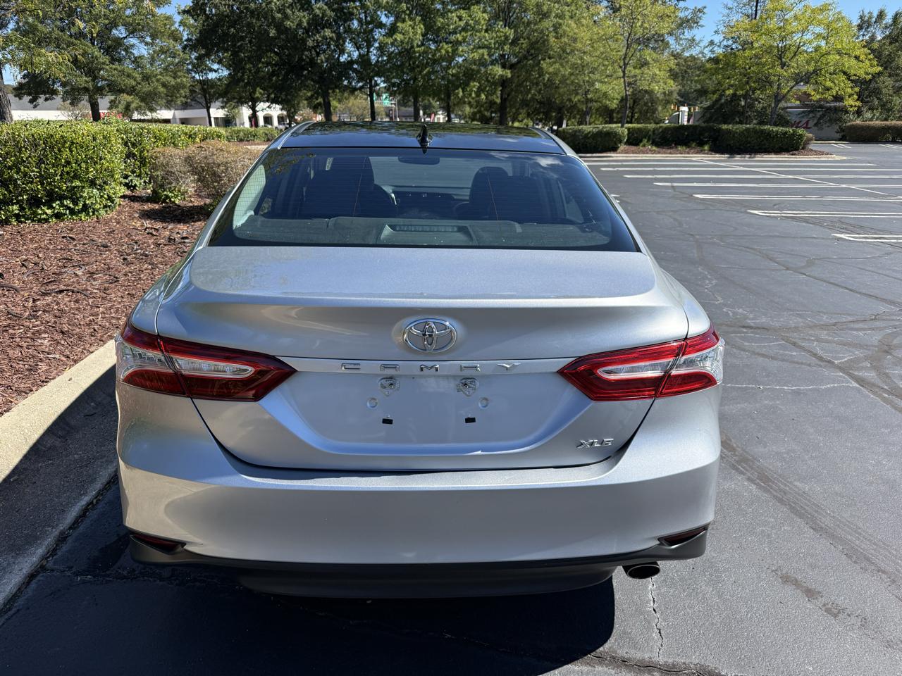 Toyota Camry XLE Auto (Natl) 2019