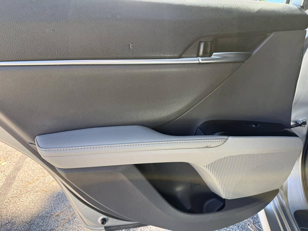 Toyota Camry XLE Auto (Natl) 2019